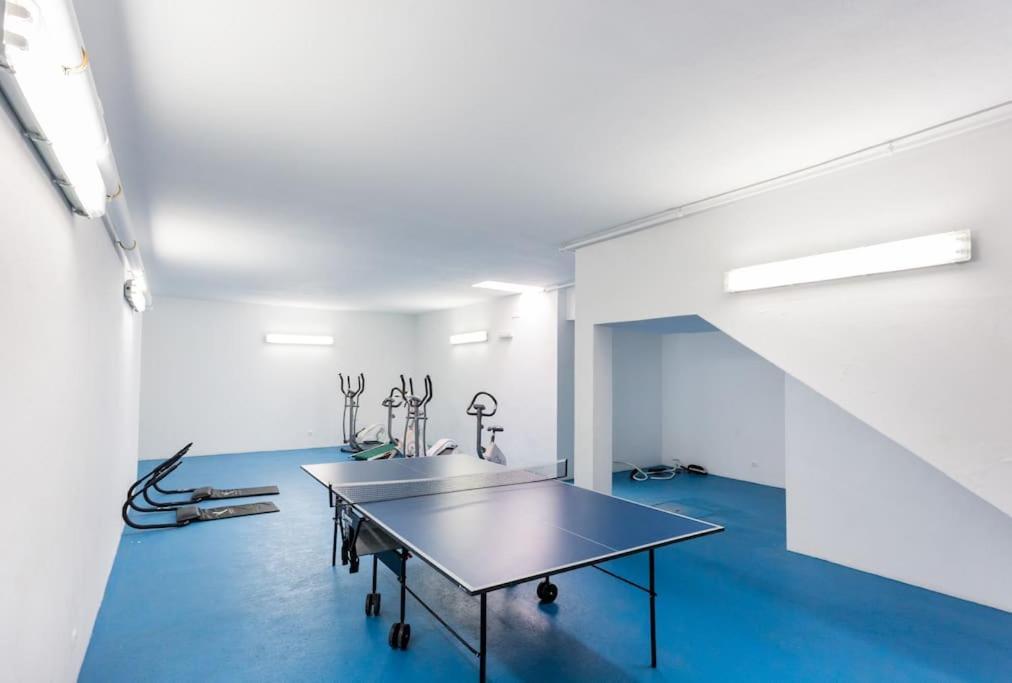 Sea Breeze Lagos Apartment Esterno foto